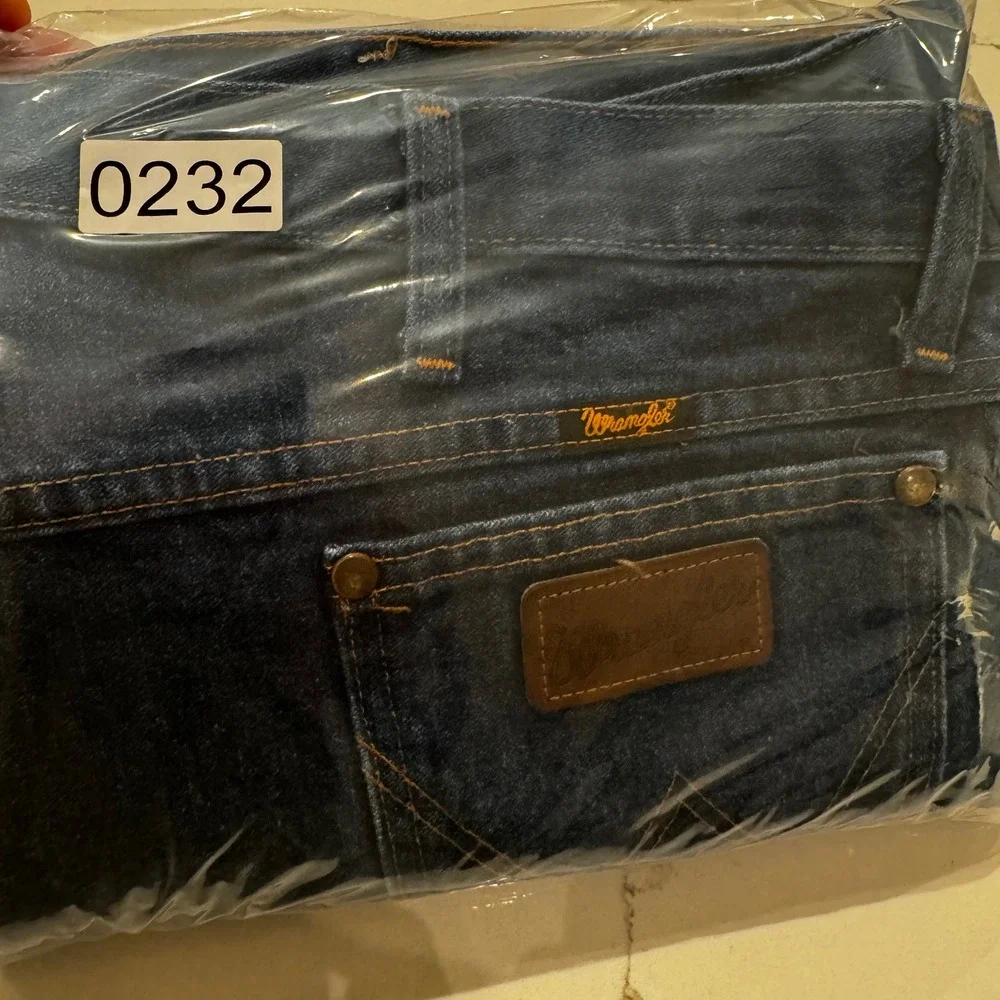 Wrangler 36MWZ Cowboy Cut Slim Fit Jeans Mens 40x32 Blue Indigo Denim 36MWZPD